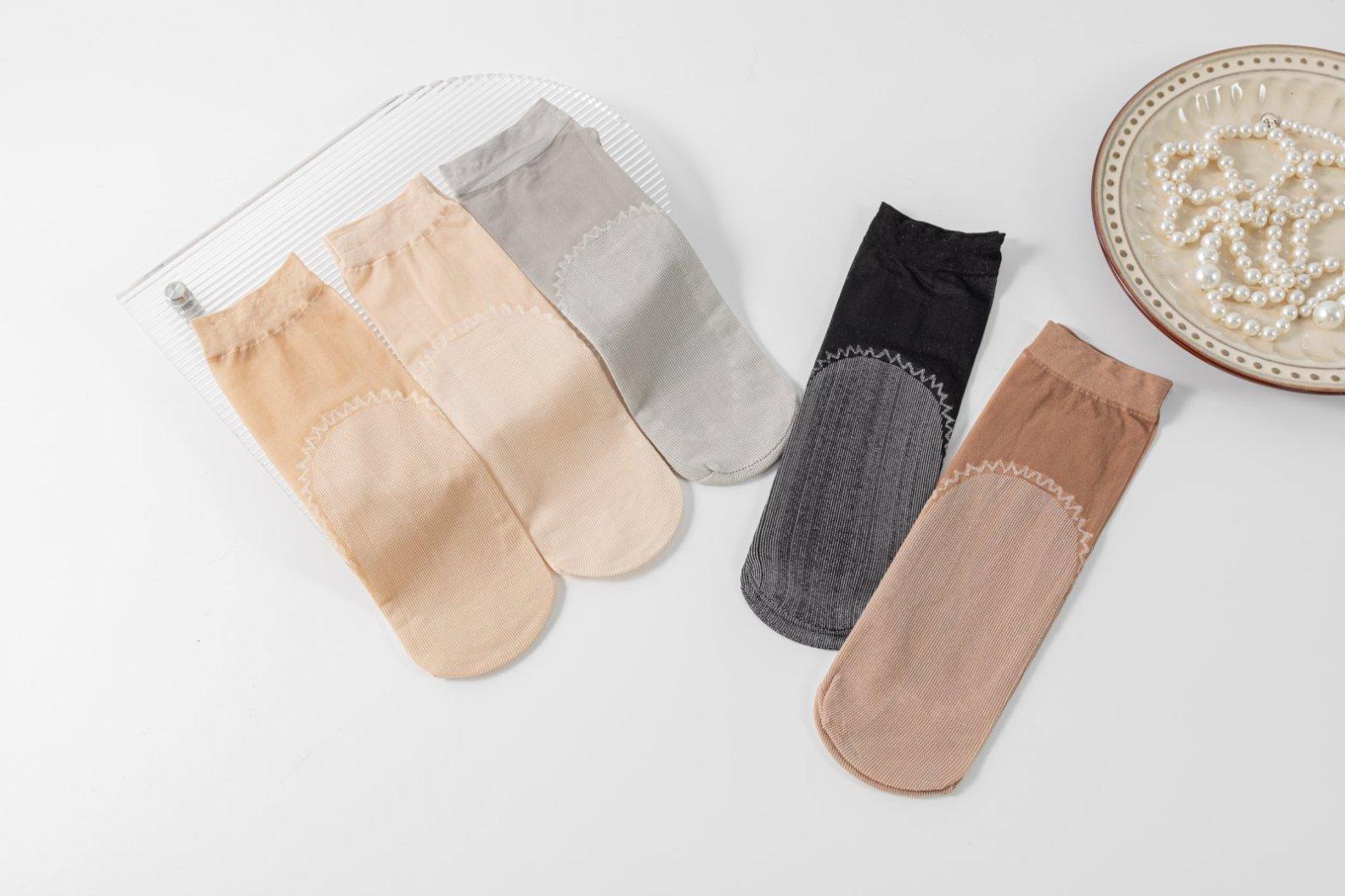 10 Pairs Women's Short Sheer Stockings, Non-Slip Cotton Sole, Ultra-Thin & Run-Resistant, Comfortable Moisture-Wicking Loose Band Massage Stockings