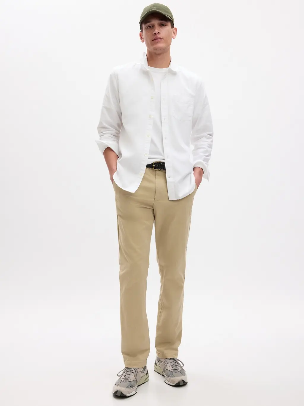 Gap Men's Modern Khakis (Available in: Regular - Tall)