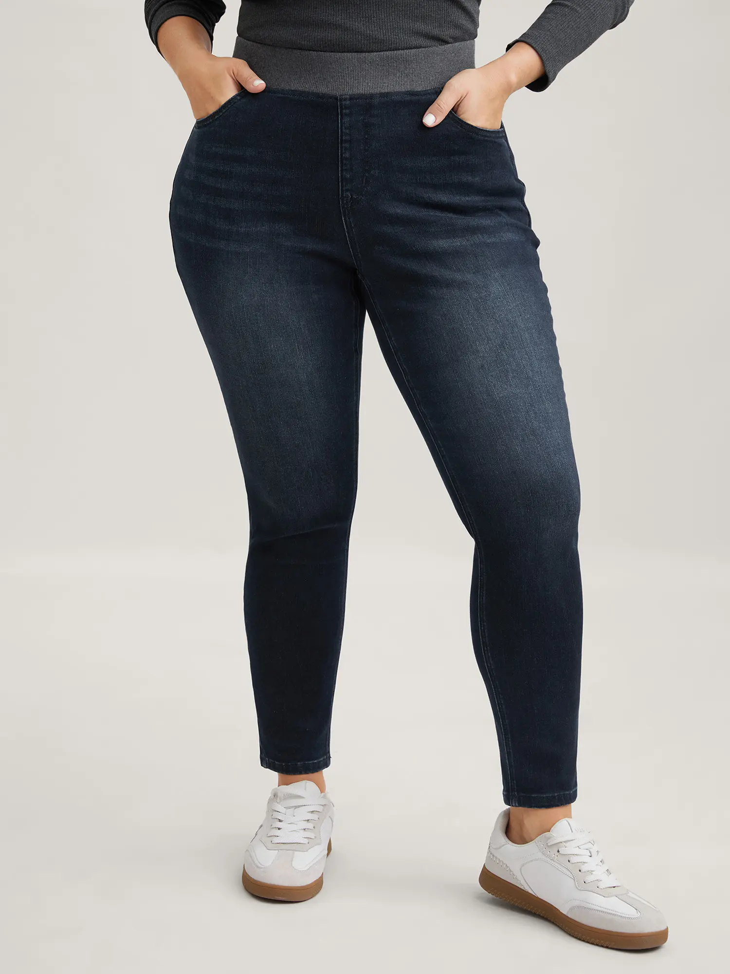 BloomChic Women's Plus Size Curvy Skinny Fit Jeans, Dark Wash Pull-On Stretch Denim, Flattering Streetwear Bottoms, Pocket,clothes for back to school,first day of school outfits