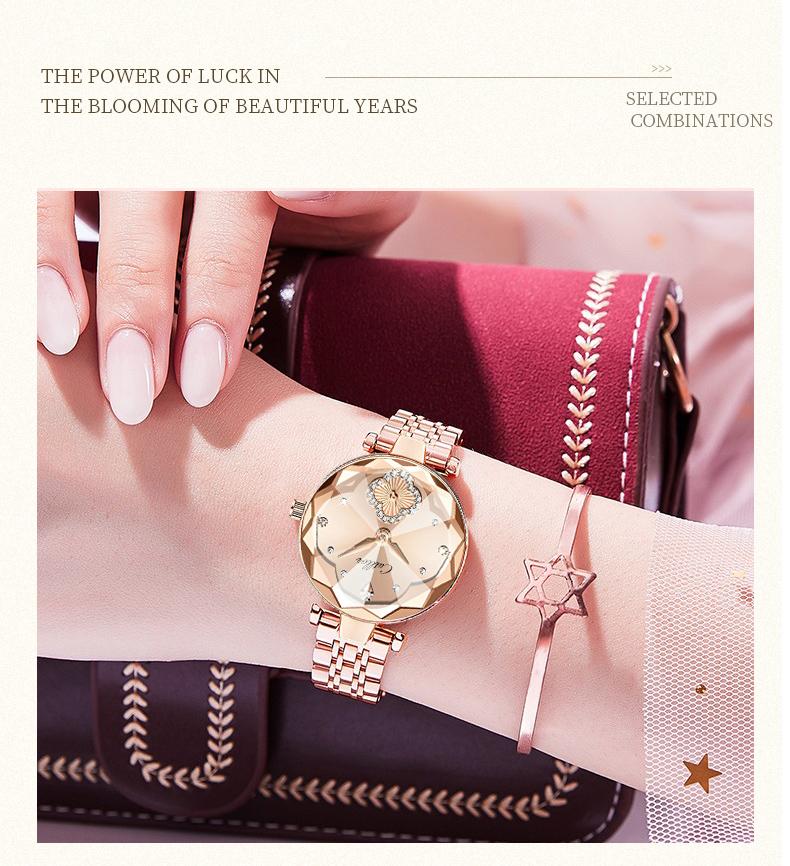 【TikTokShopStockUp】Watches Valentine’s Day Gift Watches Elegant Watch Luxury Women's  Watch NewYear Gift  with Four-Leaf Clover Diamond Dial Water-Resistant Scratch-Resistant Adjustable Strap Fashionable Design Suitable for wearing on all occasions