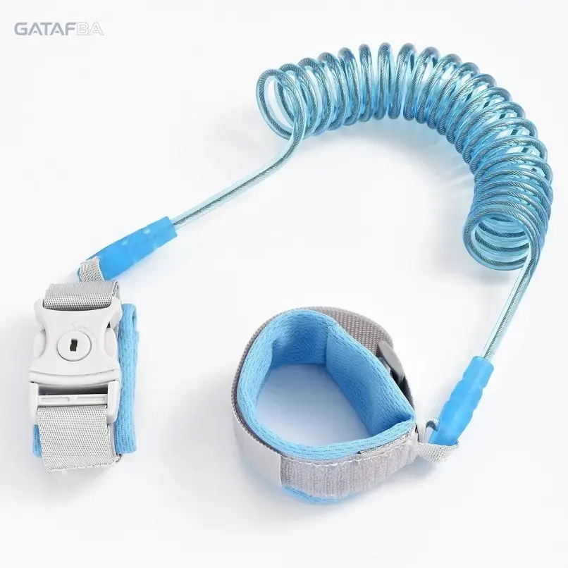Lockable Spring Rope Wrist Leash - 2m Anti-Lost Safety Strap with Rotating Head, Key Clip, Portable Tangle-Free Design for Outdoor Sports, Toddler Harness