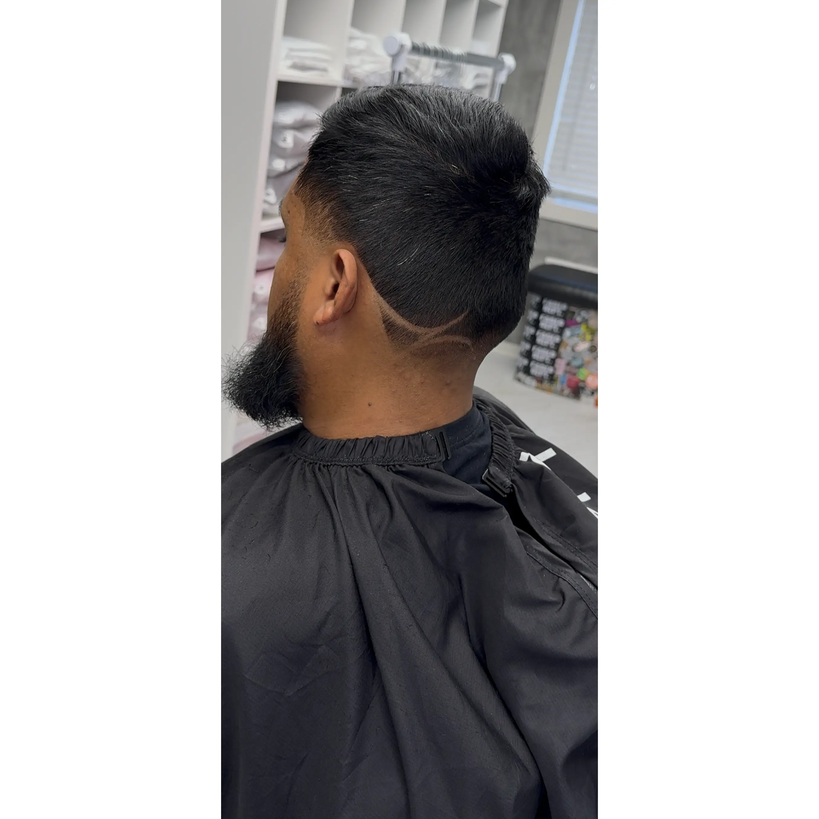 FADED DEPT. HAIRCUT WITH 3 ADD ON SERVICE. ( DESIGNS / EYEBROWS / BEARDS )