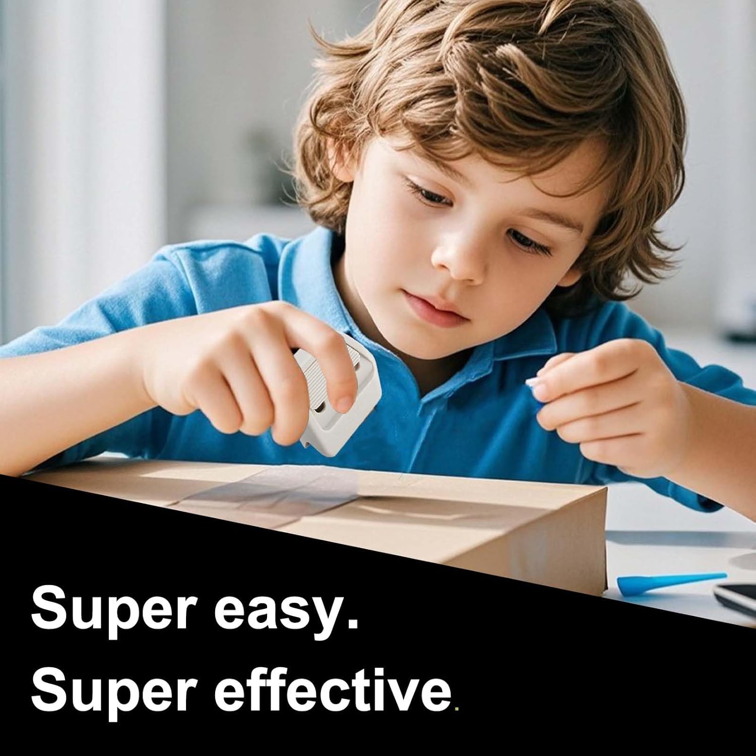 Safety Magnetic Box Cutter with Retractable Ceramic Blade, No Sharp Edge Carton Cutter, Lightweight Package Cutting Tool for Home and Office Use