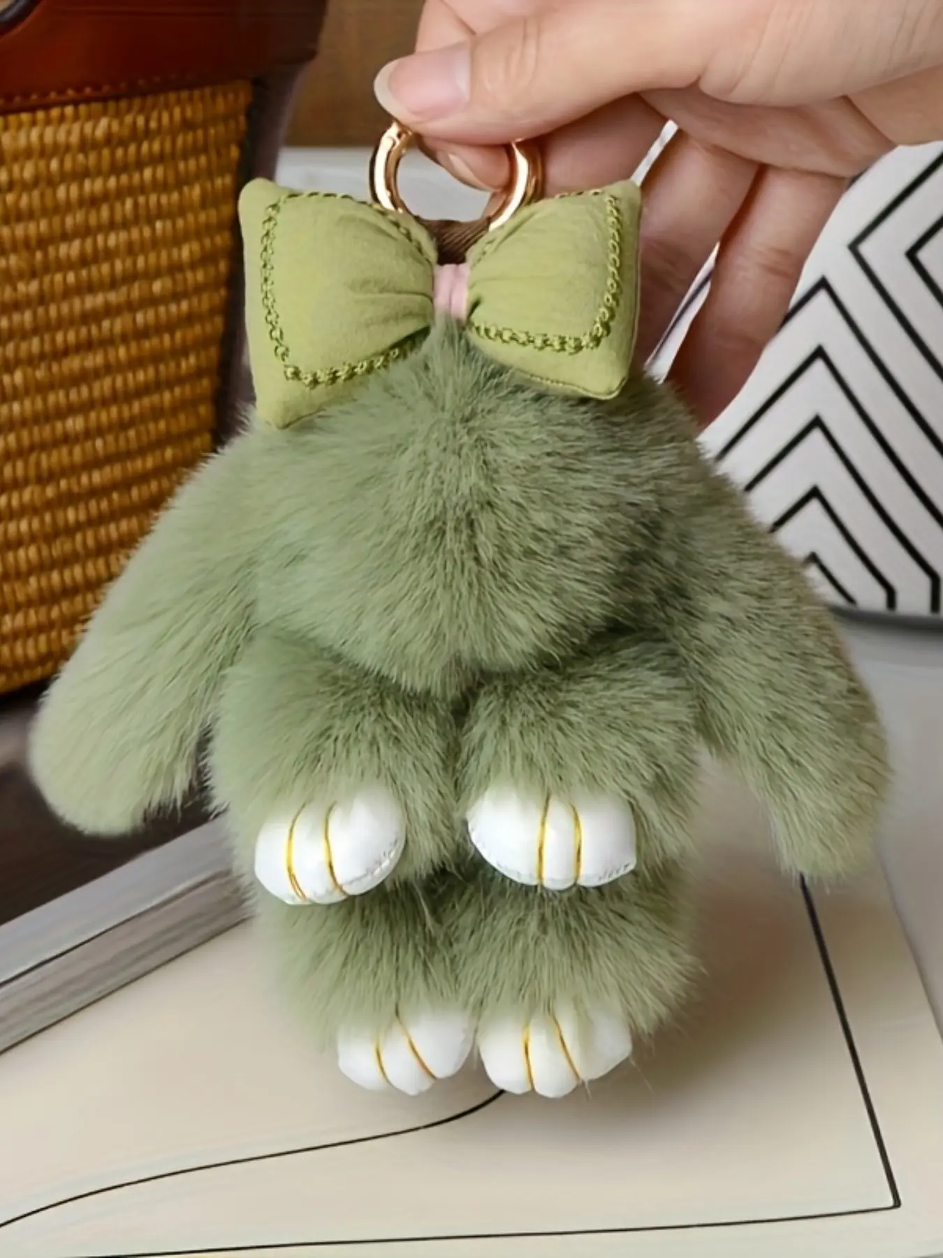 Plush Rabbit Keychain, Stuffed Animal Keychain, Fluffy Bunny Keychain, Cute Bunny Bag Charm, Soft and Adorable Accessory, Perfect Gift for Kids and Adults, Durable and Lightweight Design