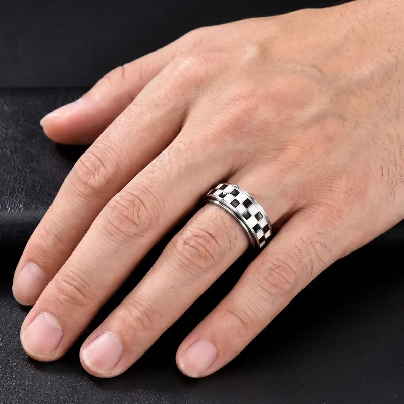 Virelyn Checkered Print Fidget Finger Ring - 18K Gold-Plated Stainless Steel, Unisex Adults' Geometric Stress Relief Fashion Accessory, Quirky Gifts for Women, Daily Wear Costume Gold Rings Accessories