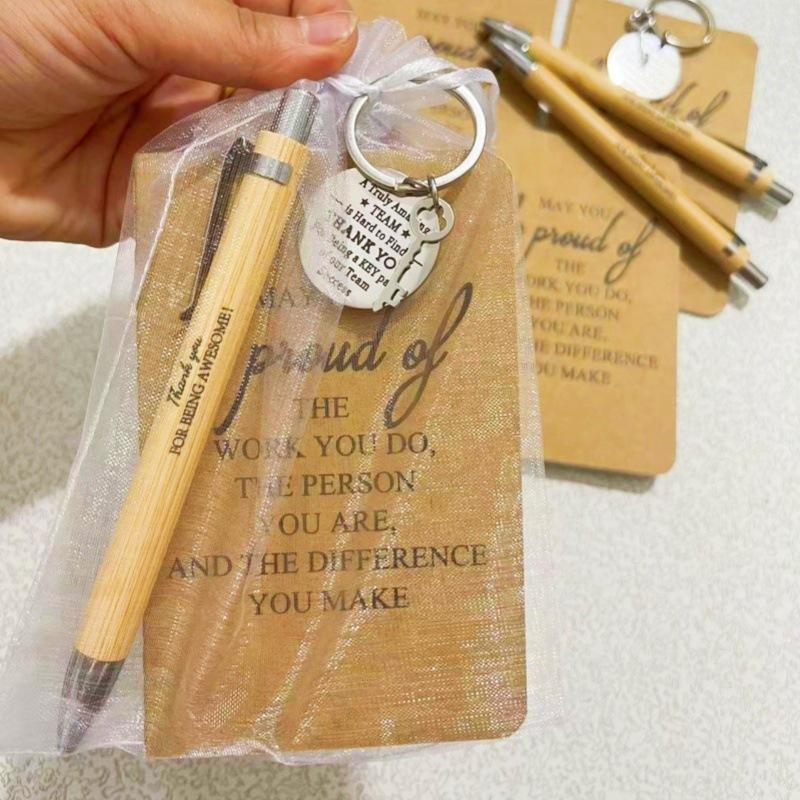 A set of 5 inspiring motivational notebooks (including telescopic bamboo pen/keychain/express gratitude notebook + bag) is suitable as a gift for praising colleagues, employees, nurses, teachers, etc.