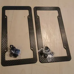 License Plate Frame, 2 Counts Universal Car License Plate Frames with Screws, Carbon-Style Automotive Exterior Decoration Accessories for Cars, Trucks and SUVs