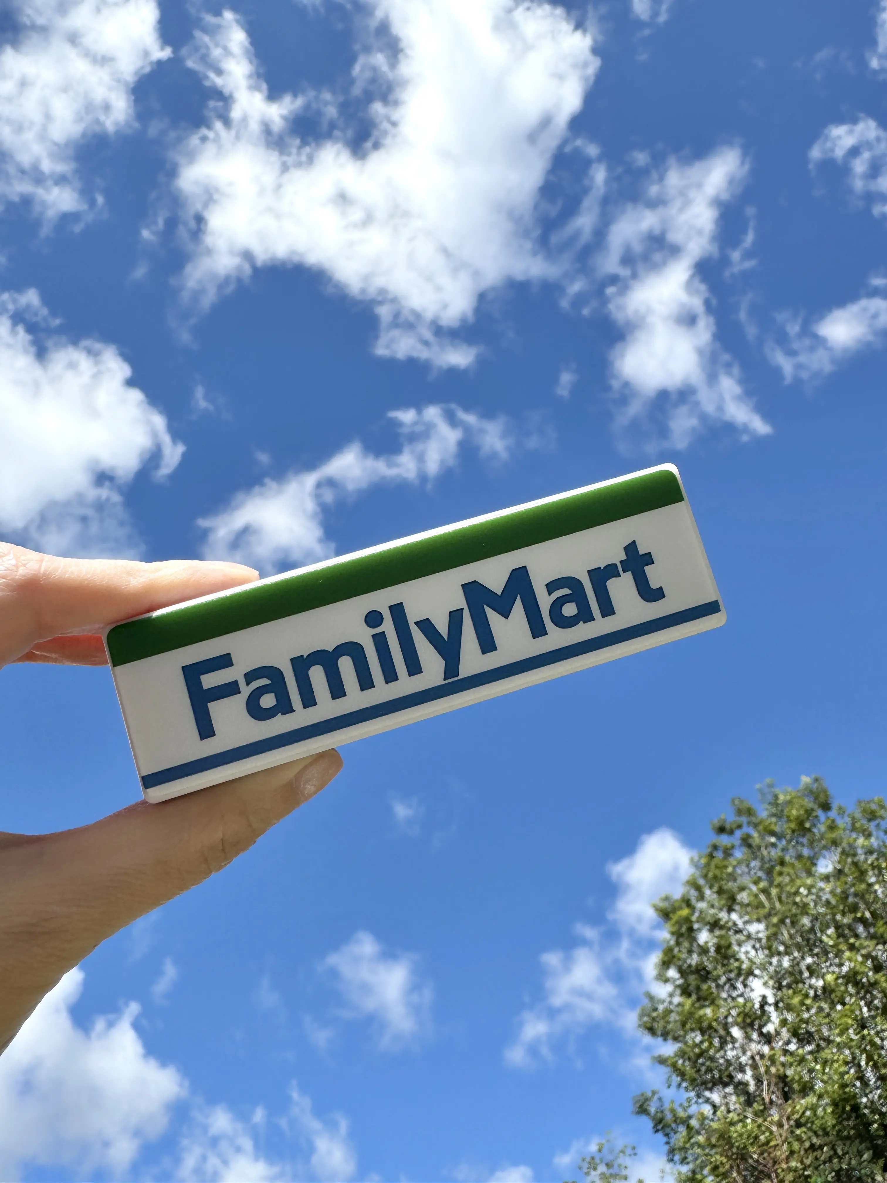 FamilyMart Japanese Version (without Chinese characters) LED fridge magnet – USB C with multi-light modes