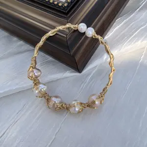 Freshwater pearls bracelet