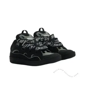 SneakersBlackandGreyDesignerWOMEN'S flatLeatherSneakersEmboweledcalfskinstripesStretchcottonlowluxurymen'sflatsWalkingShoesTrainerGift