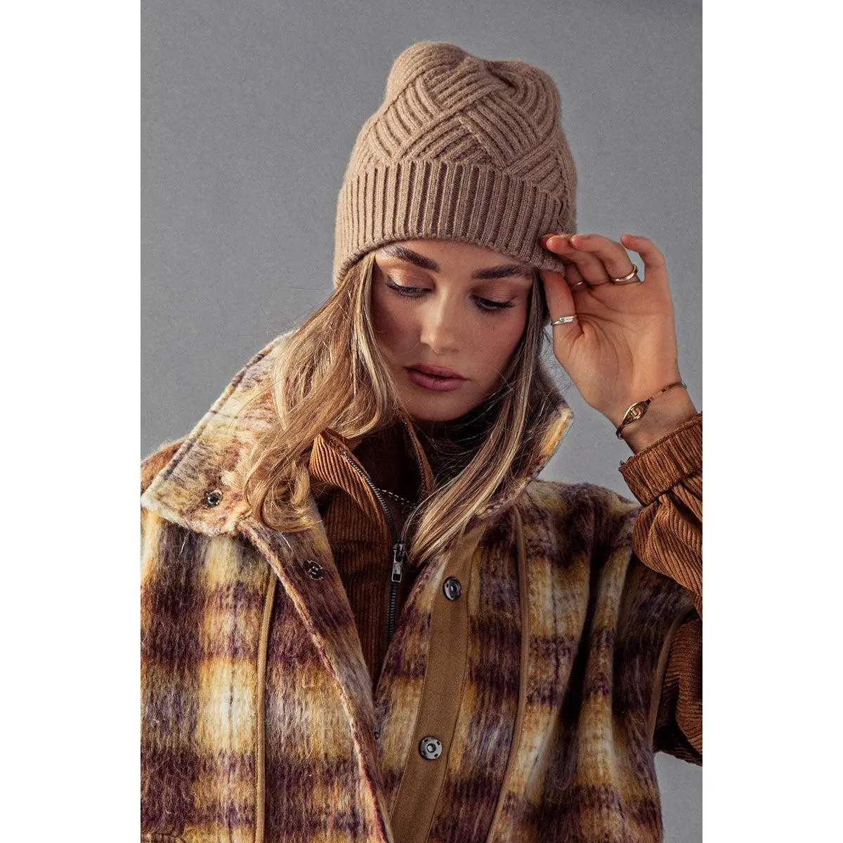 Textured Knit Cuff Beanie - Camel