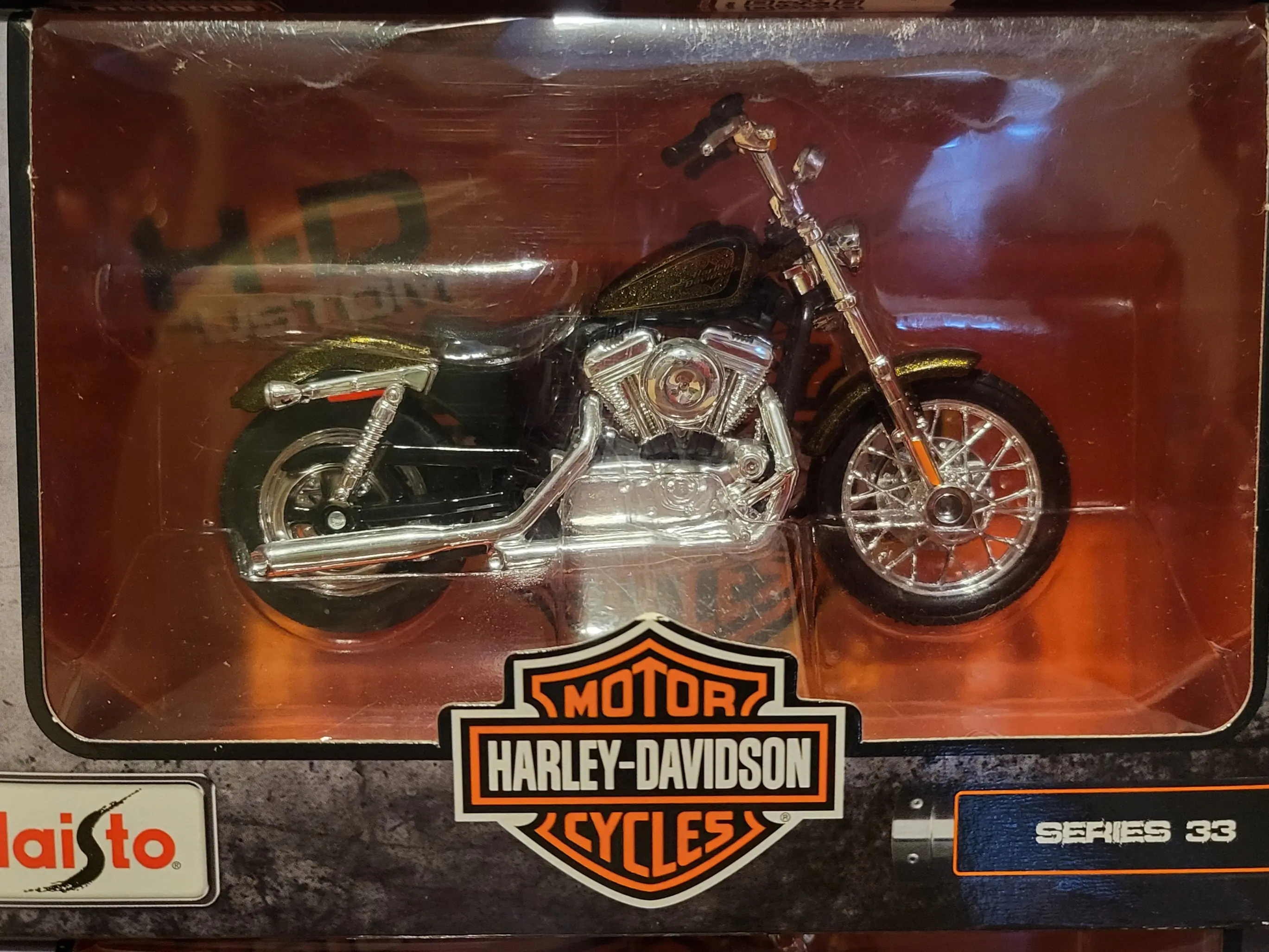 Harley Davidson Custom 2013 XL 1200V Seventy Two 1:18