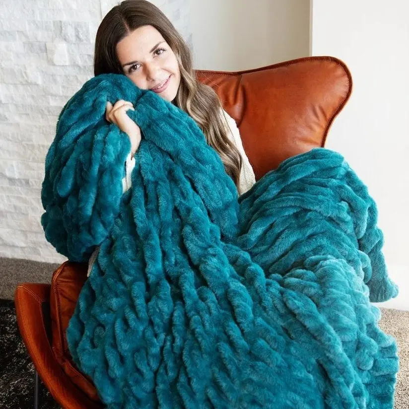Hugs Deep Lake Soft Turquoise Stretchy Blanket - Cuddle Blanket for Comfort, Ideal for Soft Cozy Use, Soft Blankets