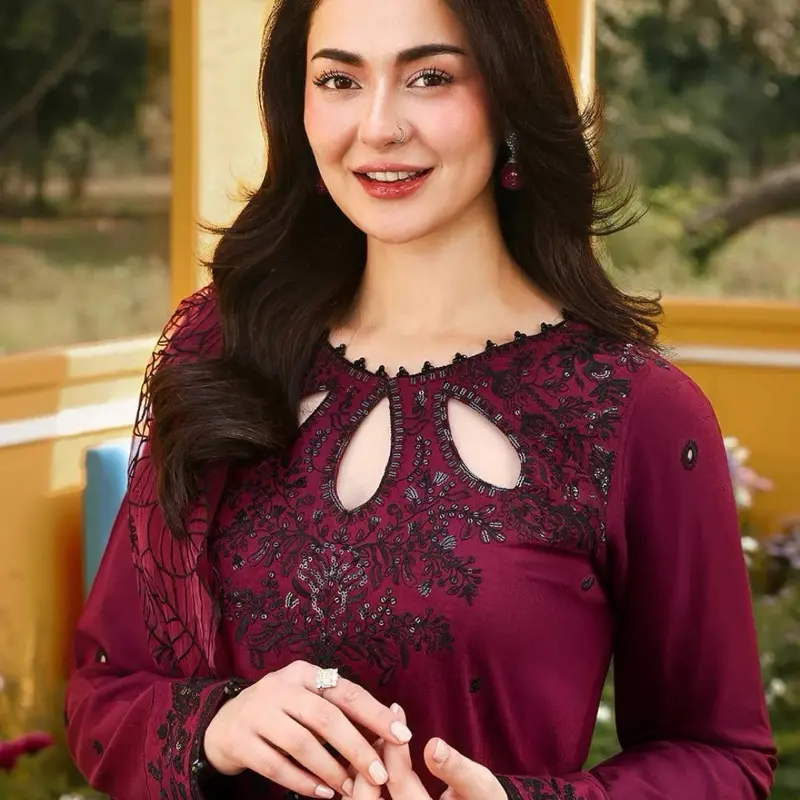 Hania Aamir.      Premium high-quality original pis  Launching New W Děsigner Party Wear Look Pur Satin Rayon Top & Palazzo With Dupatta set