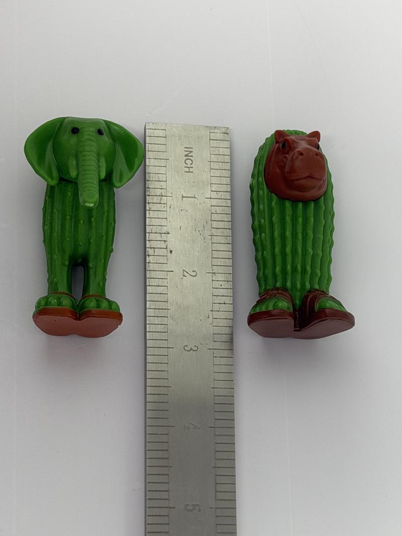 24pcs Italian Brainrot Toys Tralalero Tralala Action Figure Brainrot Meme Shark Figures 2.5in Funny Animals Unique Key Chain Decorations Gifts for Fans Office Room Figurine Premium Squishy Material Car Accessories