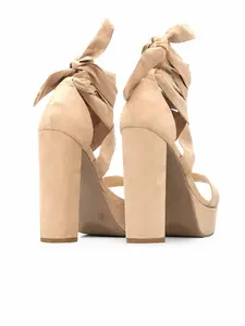 Plot Twist Heel - Natural