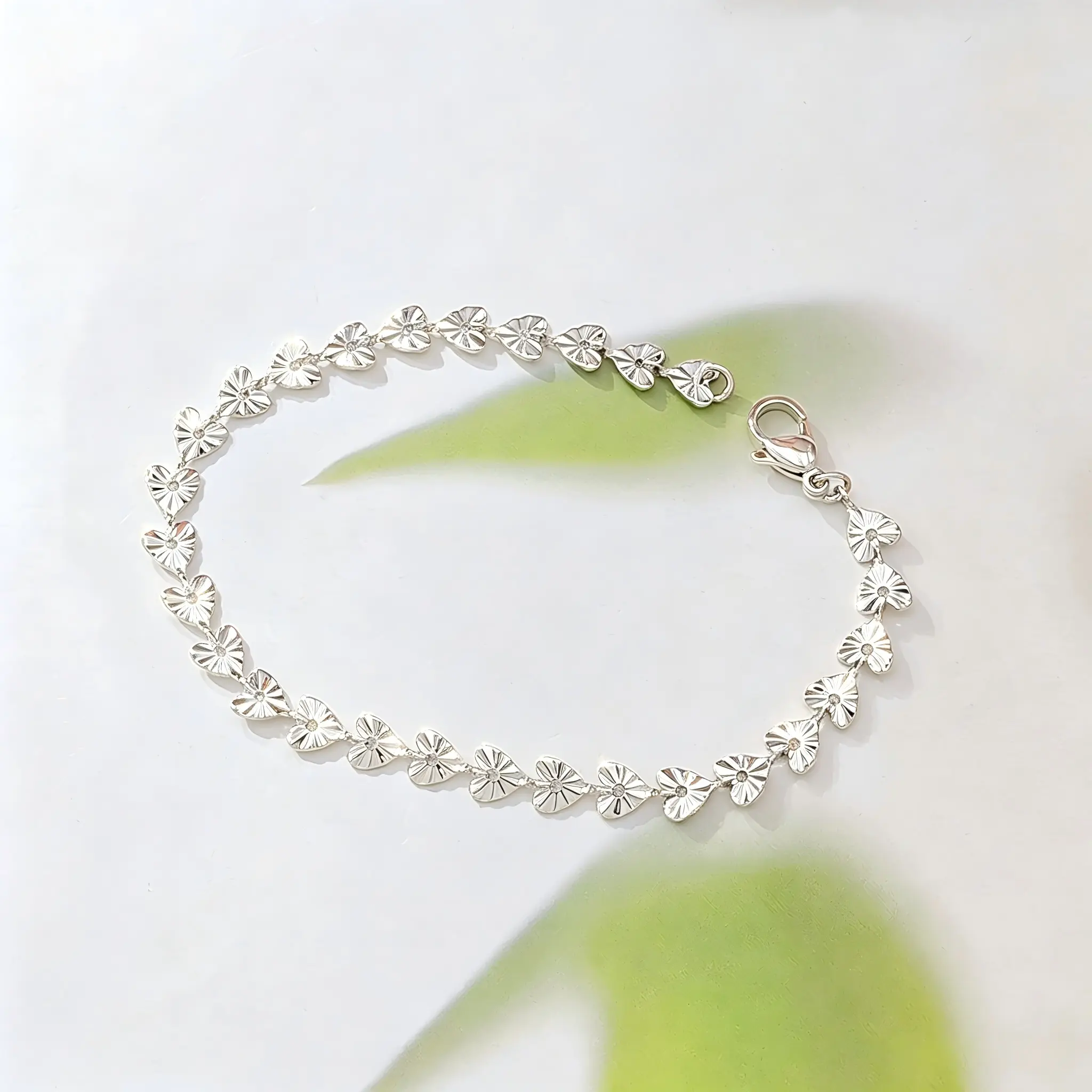 925 Sterling Silver Daisy Flower Link Bracelet for Women, Adjustable Dainty Floral Chain Wrist Bracelet Minimalist Daily Wear Fine Jewelry Gift for Her