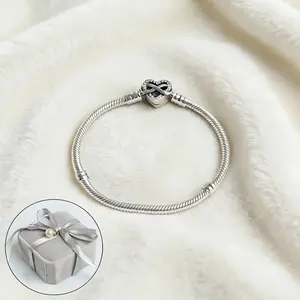 Romantic Heart Charm Bracelet 925 Silver-Plated, Must-Have for Spring Outfits, Timeless Gift for Her on Valentine’s & Christmas