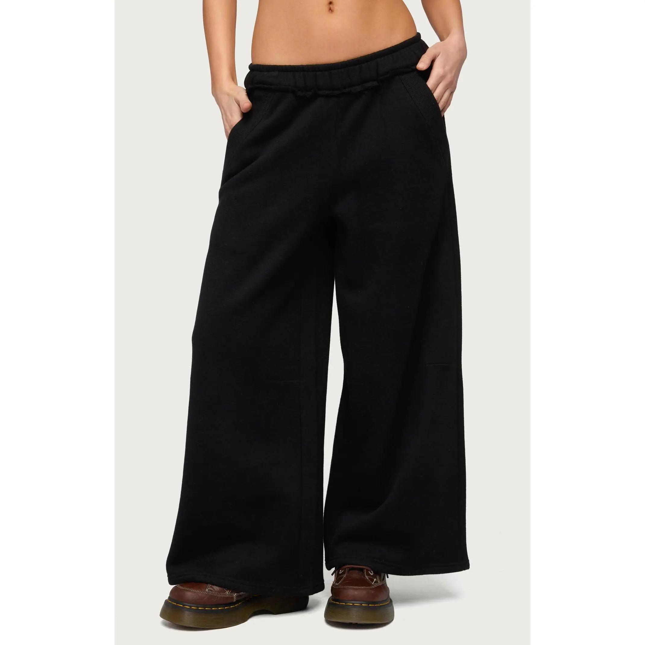Edikted Women's Petite Kori Oversized Sweatpants