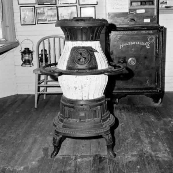Superstock SAL255420481LARGE USA Massachusetts Railroad Museum Pot Belly Stove Paper Poster Print - 24x36 in Home, Office Wall Decor Decoration