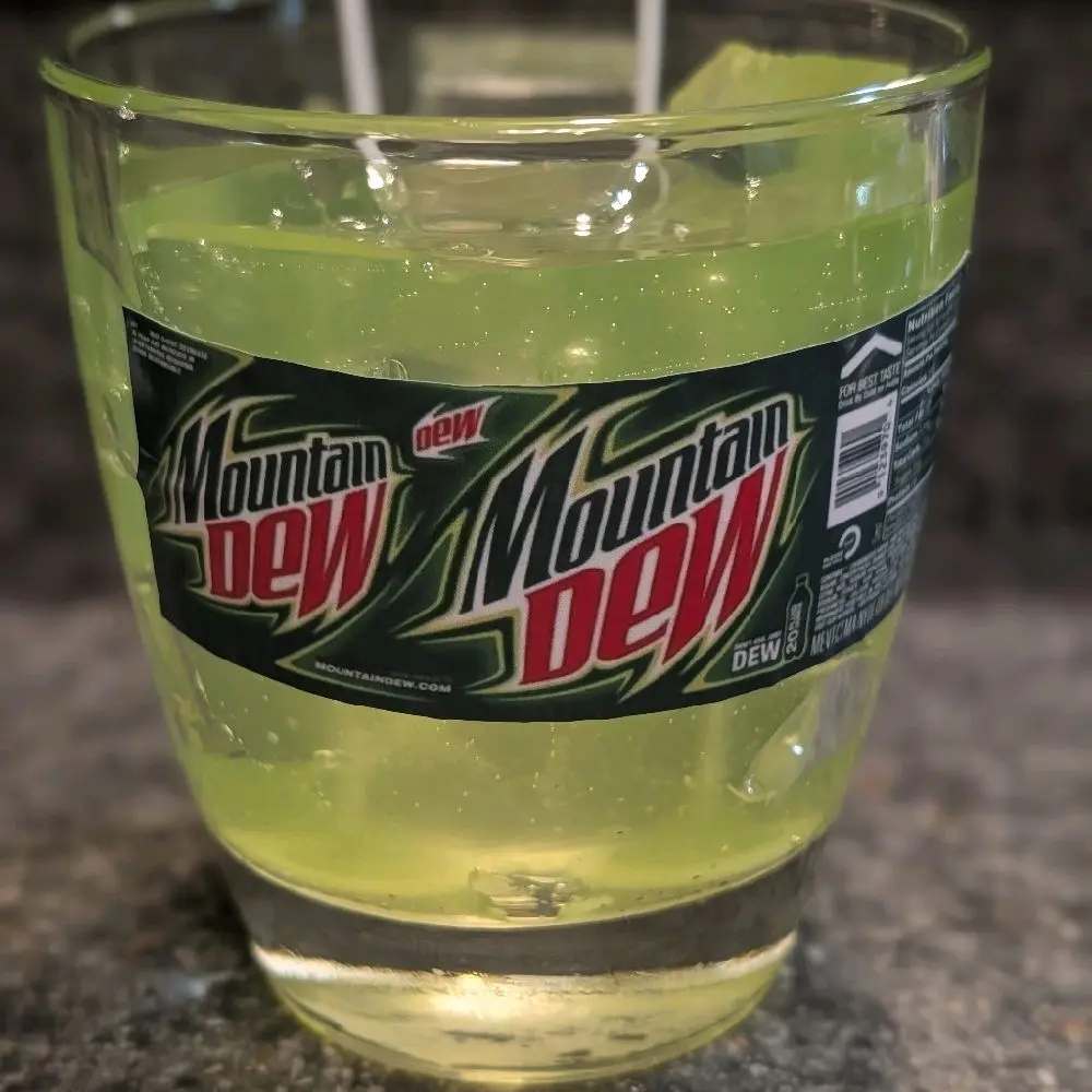 Mountain Dew soda drink candle ice cubes scented