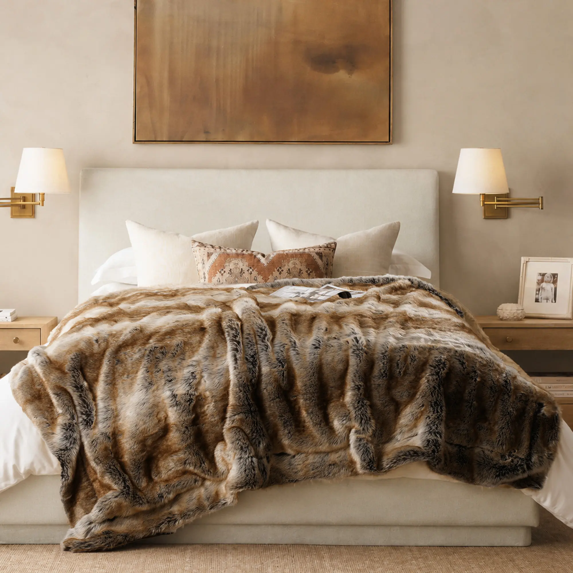 Battilo | Large Brown Faux Fur Ombre Blanket - 60"X80" Double Sided Fluffy Cozy Plush Velvet Decorative Sleeping Throw Blanket for Bed, Fluffy Blanket, Room Decor Sleeping Blanket