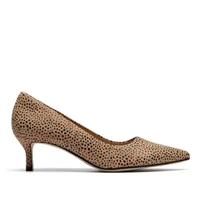 Clarks Womens Zarey Court Pumps