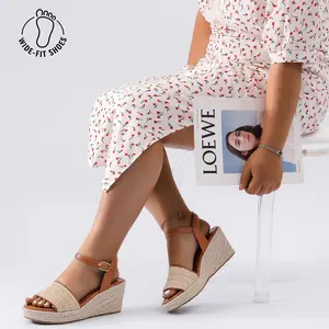 Wide Width Wedge Sandals for Women, Ankle Strap Cute Round Toe Summer Raffia Shoes Platform Espadrille Wedge Dressy Women Sandals.