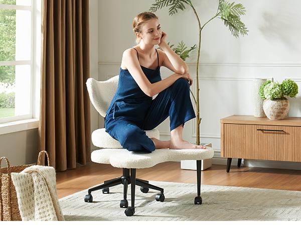 【Deal】Pinmoco Heart-Shape Ergonomic Cross Legged Swivel Chair - Adjustable Height, Teddy Fabric, Back Support, Versatile for Home & Office Use