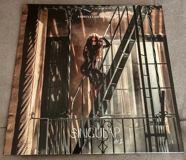 Sabrina Carpenter - Singular Act II (Mint (M)) Electronic, Pop (LP, Album, RE)