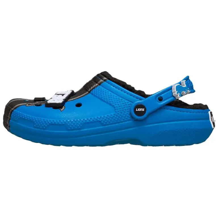 NFL x Crocs Classic Lined Casual Footwear - Detroit Lions Soft Shoe, Comfortable Slipper for Sports & Outdoor Use