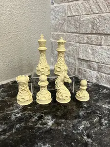 Drago Chess Set Drago Chess Set