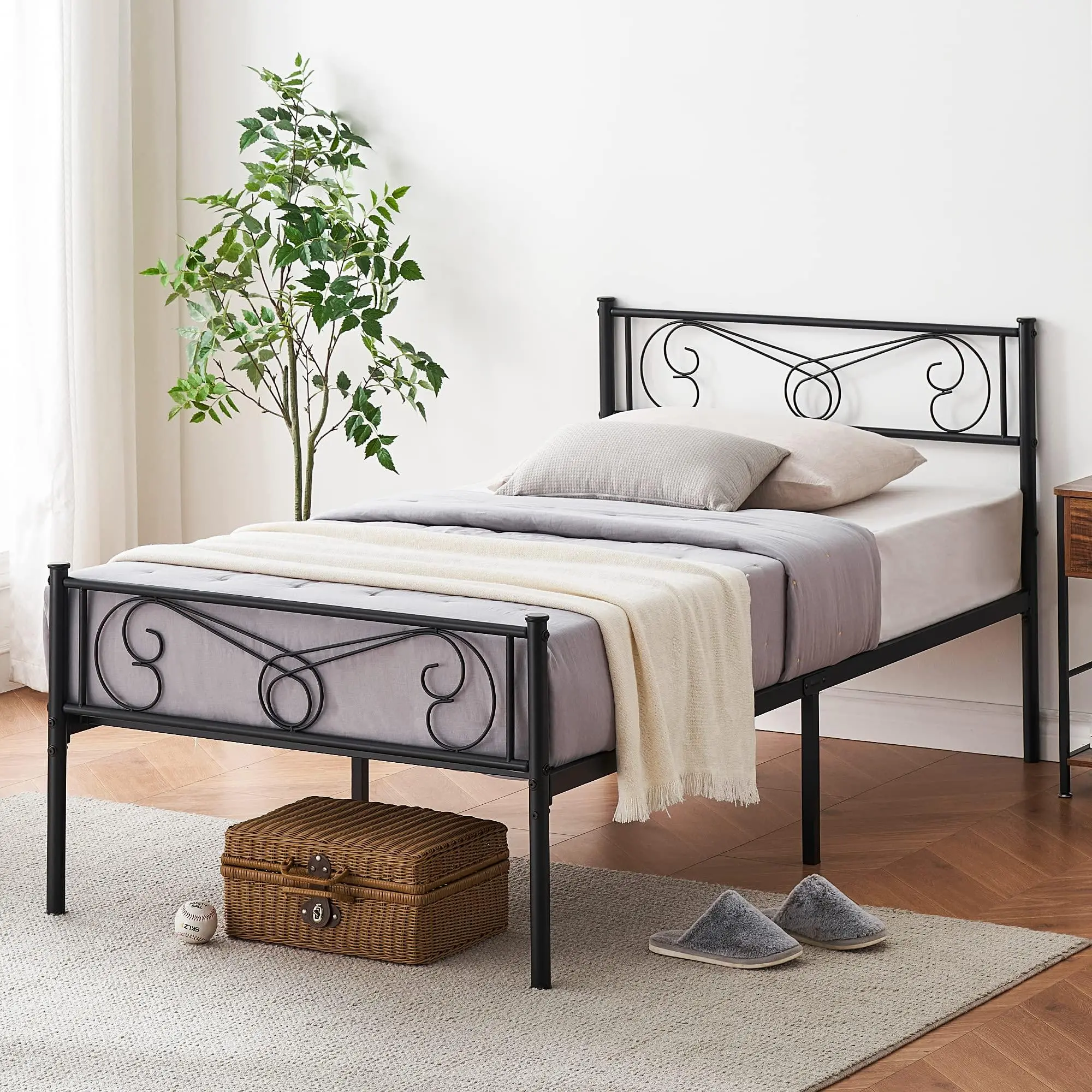 Twin Bed Frames for Kids, Black Metal Bed Frame with Headboard & Footboard, Twin Size Metal Platform Bed Frame, Heavy Duty Bed Slats Support, No Box Spring Needed, Noise Free