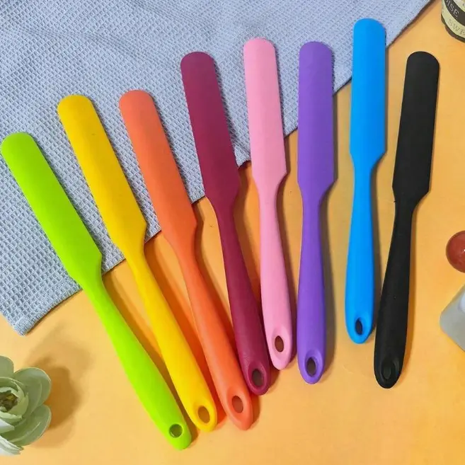 Silicone Jar Scraper Spatulas with Flat Blade - Heat-Resistant, Non-Stick Bakeware Tools for Handling Cake Batter, Cream and PB, Baking Supplies, Cake Decorating Tools