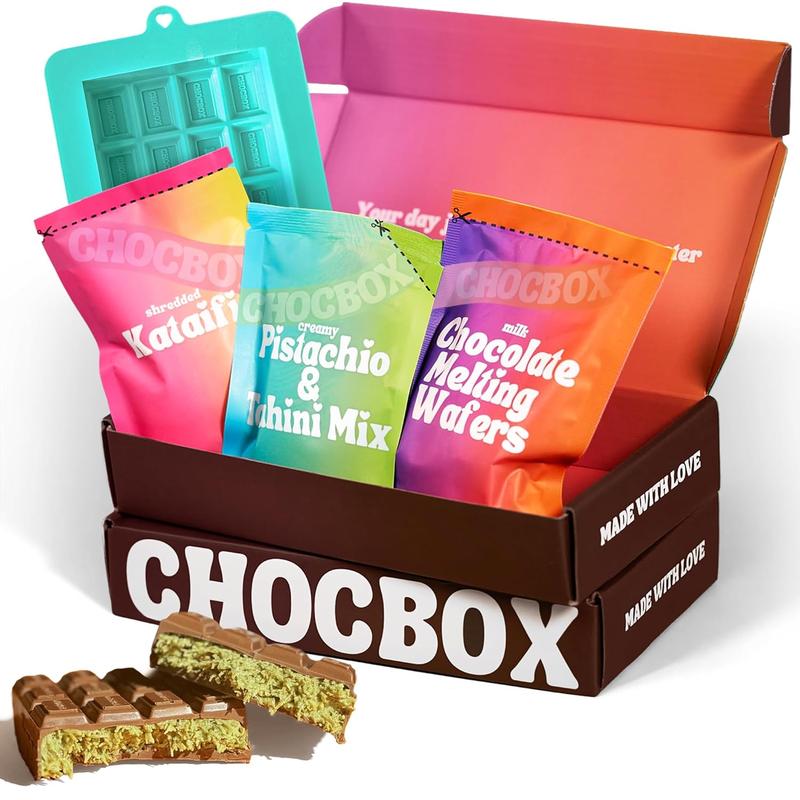 NEW - Chocbox Viral Dubai Milk Chocolate Bar Kit - Includes Chocolate Mold, Choc Wafers, Shredded Kataifi, Pistachio Cream - DIY Gift Box Dubai Kit - Great Gift