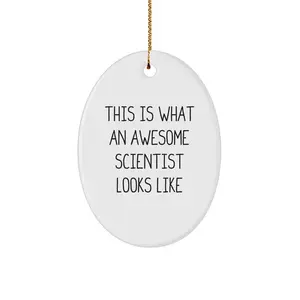 Gifts from Friends and Family for Amazing Scientist Men Oval Ornament This Is What An Awesome Scientist Looks Like Christmas Unique Gift