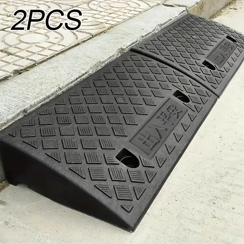 2pcs Heavy-Duty Portable Plastic Car Ramps - 7cm Height, Non-Slip, Durable Sturdy Design, Garage Floor Loading Aid, Versatile Use for Easy Loading/Unloading