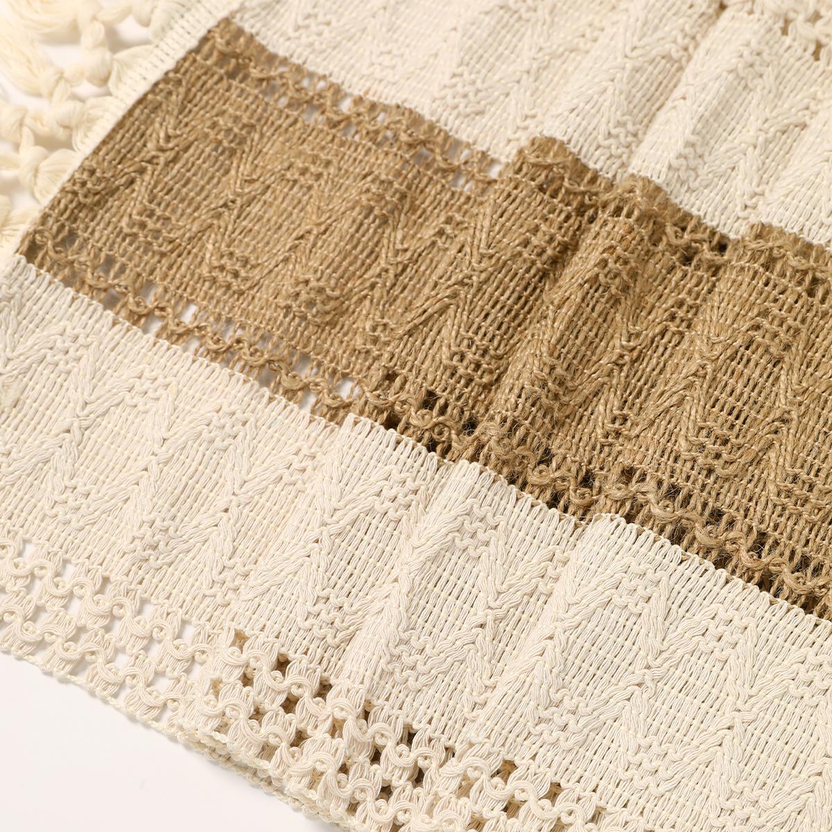 30*180cm Natural Burlap Boho Table Runner for Home Decor with Tassels Modern Farmhouse Table Decor Rustic Macrame Burlap Table Decoration for Living Room