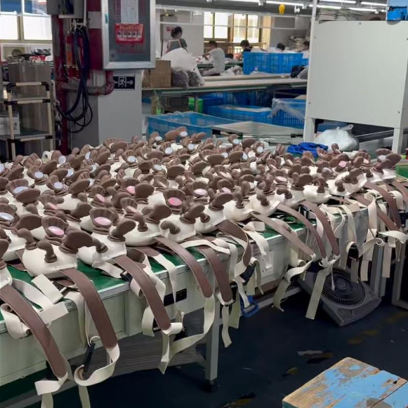 Shoulder Massager Electric Cervical MassagerBionic Hand Heating Wireless Portable 3DKneading Massage for Neck Shoulders & HandsUnisex Lightweight & Adjustable Speed Settings