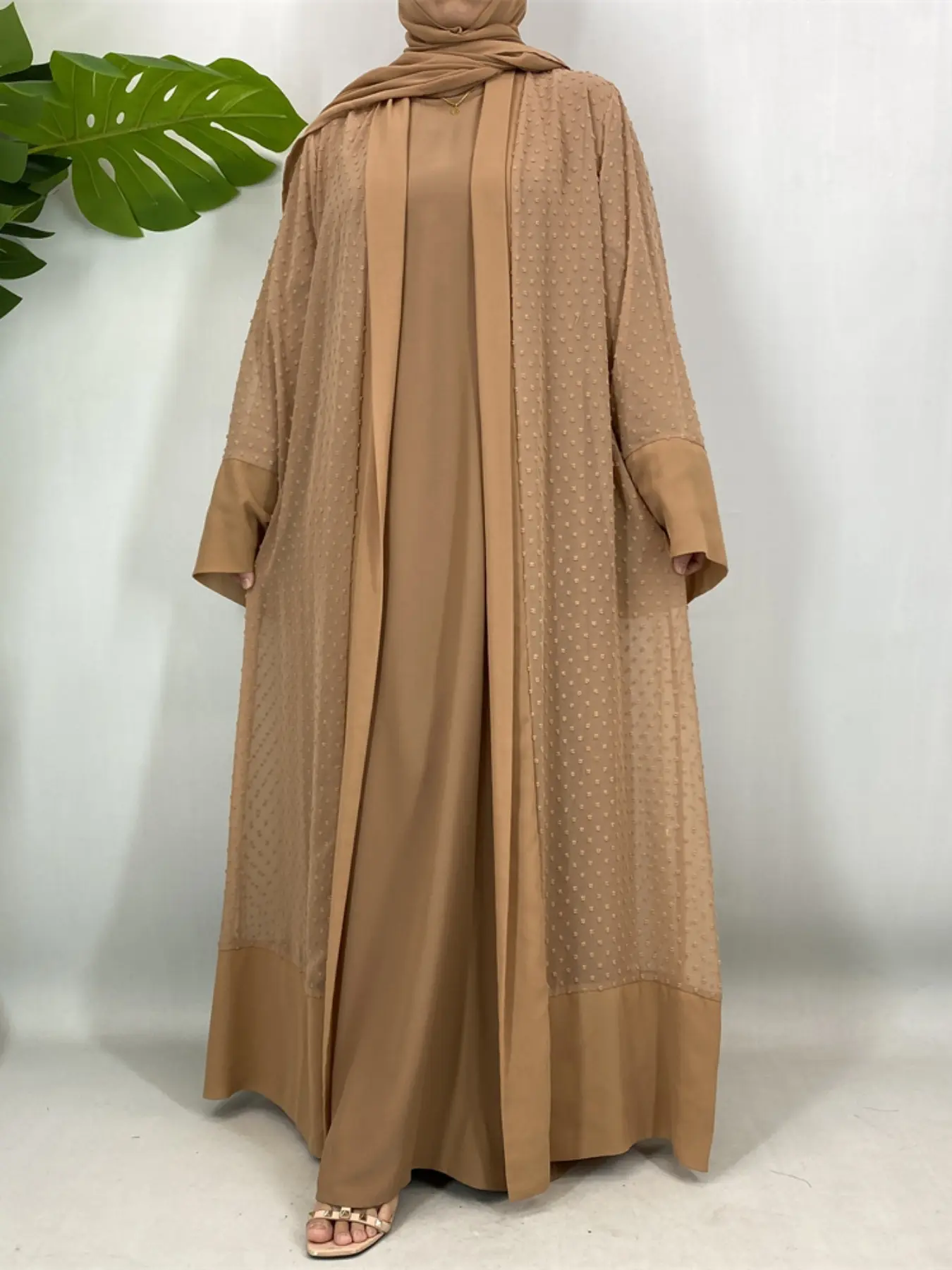 Fashionable Chiffon Muslim Abaya with Headscarf, For Muslim, Loose-Fit Woven Fabric, Moderate Thickening, Fall & Winter Wear, Modest Style, Islamic Modesty Clothes, Modesty Abaya, Modest Muslim Outfits, Modesty Muslim Clothing, Loose Abayas, Islamic Abaya