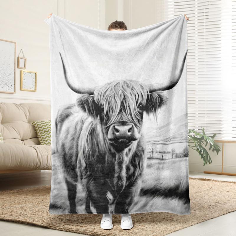 Highland Cow Pattern Soft Blanket, Cow Print Blanket, Cool Bedroom Bedding Blankets, Air-conditioned Room Blanket, Warm Nap Blanket for Home Office Travel Camping