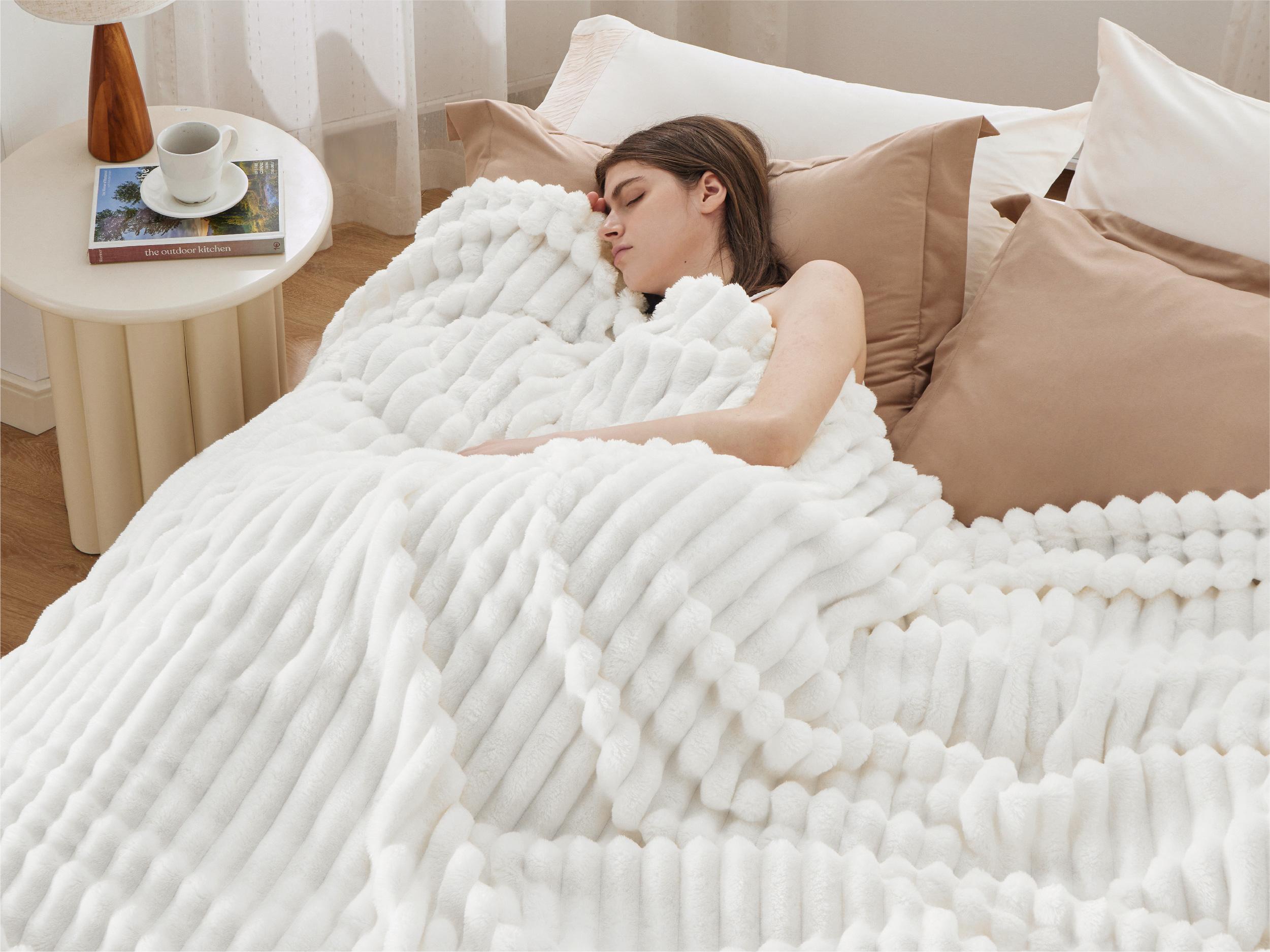 【Spring Glow Up】Bedsure GentleSoft Large Fleece Blanket for Bed - Cozy Soft  Blanket for Women, Cute Large Throws for Girls,  120x120 Inches