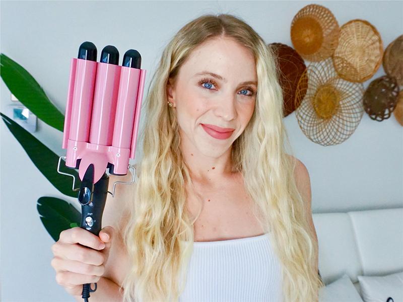 3 Barrel Curling Iron, 1 Inch Crimper Hair Tool for Women with Two Temperature Settings for Comfortable Curling Waves - Curler Comfort Comfort Quick Styling Even Heat Distribution