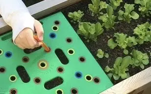 Product Introduction of Seeding Square Garden Seed Spacing Tool Set - Make gardening less stressful, maximize your garden space and take the guesswork out of garden planning. 14