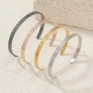 Diamond Religious Ayatul Kursi Stainless Steel Bracelet Islamic Muslim Quranic Verse Cuff Bangle Arabic Calligraphy Messenger Jewelry Gift for Women Men