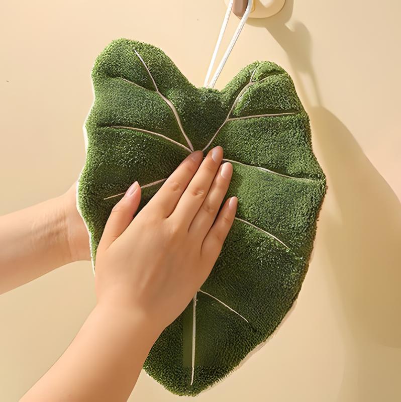 Elephant Ear Plant Shaped Towel,4-Layer Thickened Coral Fleece Hand Towel,Unique Leaf,Extra thick and absorbent | Luxuriously Soft and Absorbent Coral Fleece Hand Towel for Bathroom & Kitchen and Daily use decorative