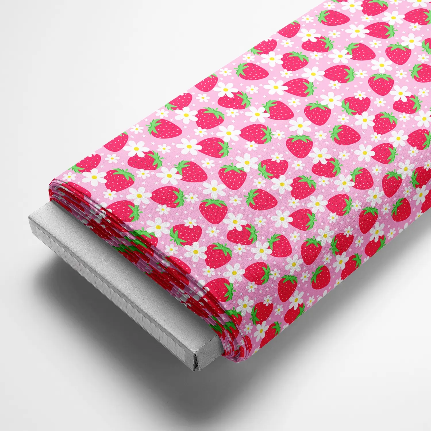 strawberry Made From 100% Polyester Fabric, Patchwork For Quilting, DIY Craft Projects, Gift Giving, Bag Crafting, DIY Handmade Sewing Precut For Patchwork Craft Supplier
