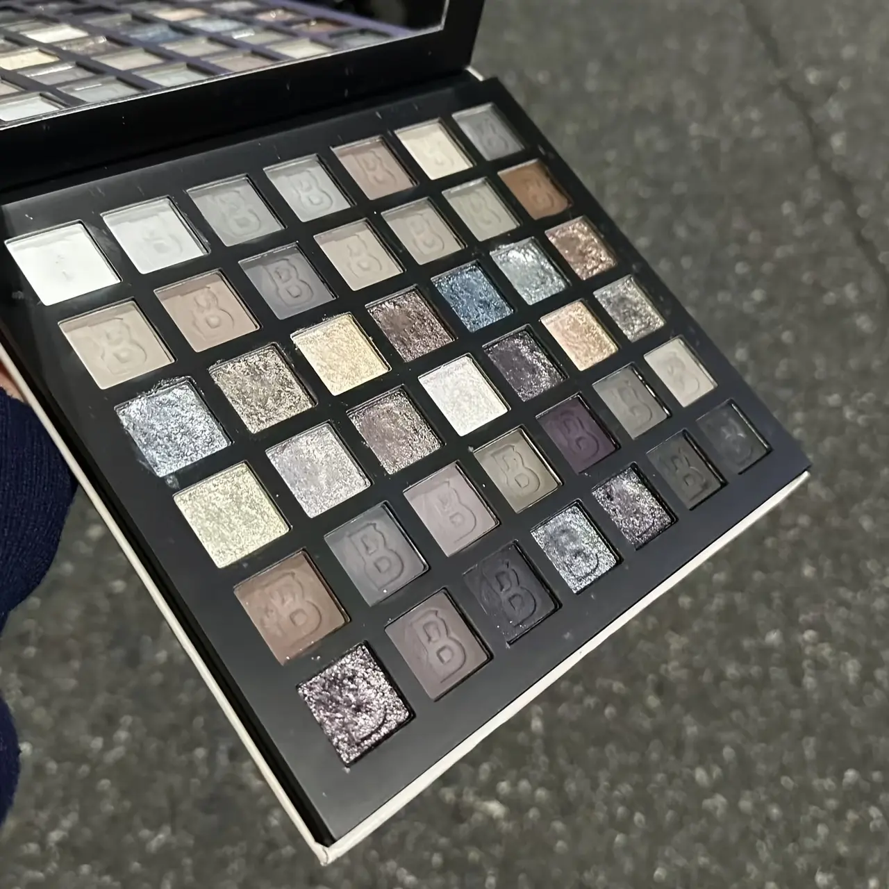 42-Color Smoky Eyeshadow Palette: Matte Shimmer&Glitter-24H Waterproof&Smudge-Proof Highly Pigmented with Natural Blurring Effect | Fine Powder No Fallout Perfect for Halloween Fall Festivities&Christmas Parties Party&Stage Must-Have Great Gift !, Flawles