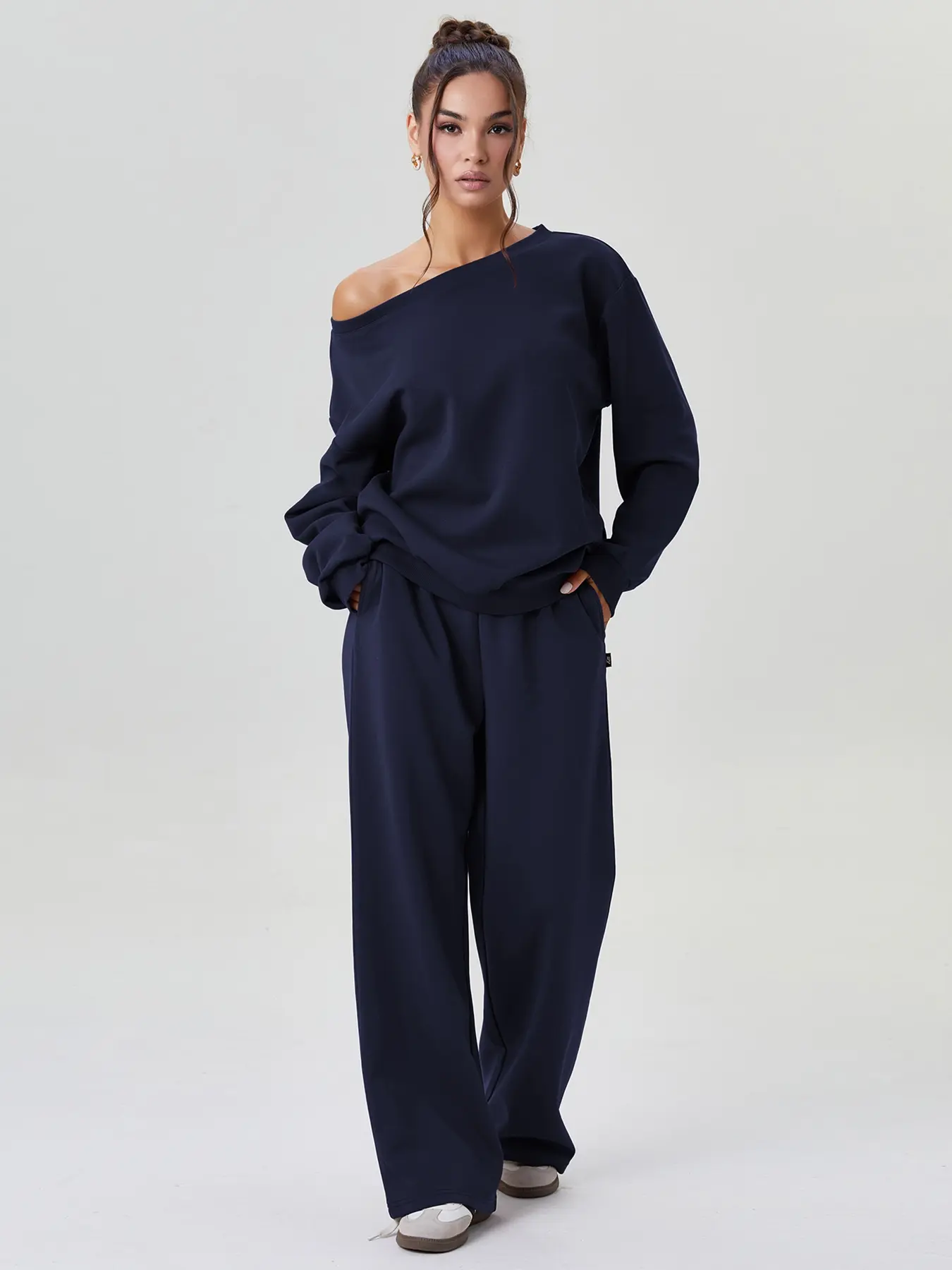 Women's Leisure Casual Minimalist Solid Color Sloping Shoulder Long Sleeve Top & Wide Leg Trousers Co-ord, Cozy Scoop Neck Loose Two Piece Outfits, Solid Loungewear Set, Basic Womenswear