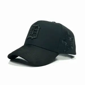 Gorra D Black Baseball Cap with Rhinestone Logo and Star Detail for Men and Women